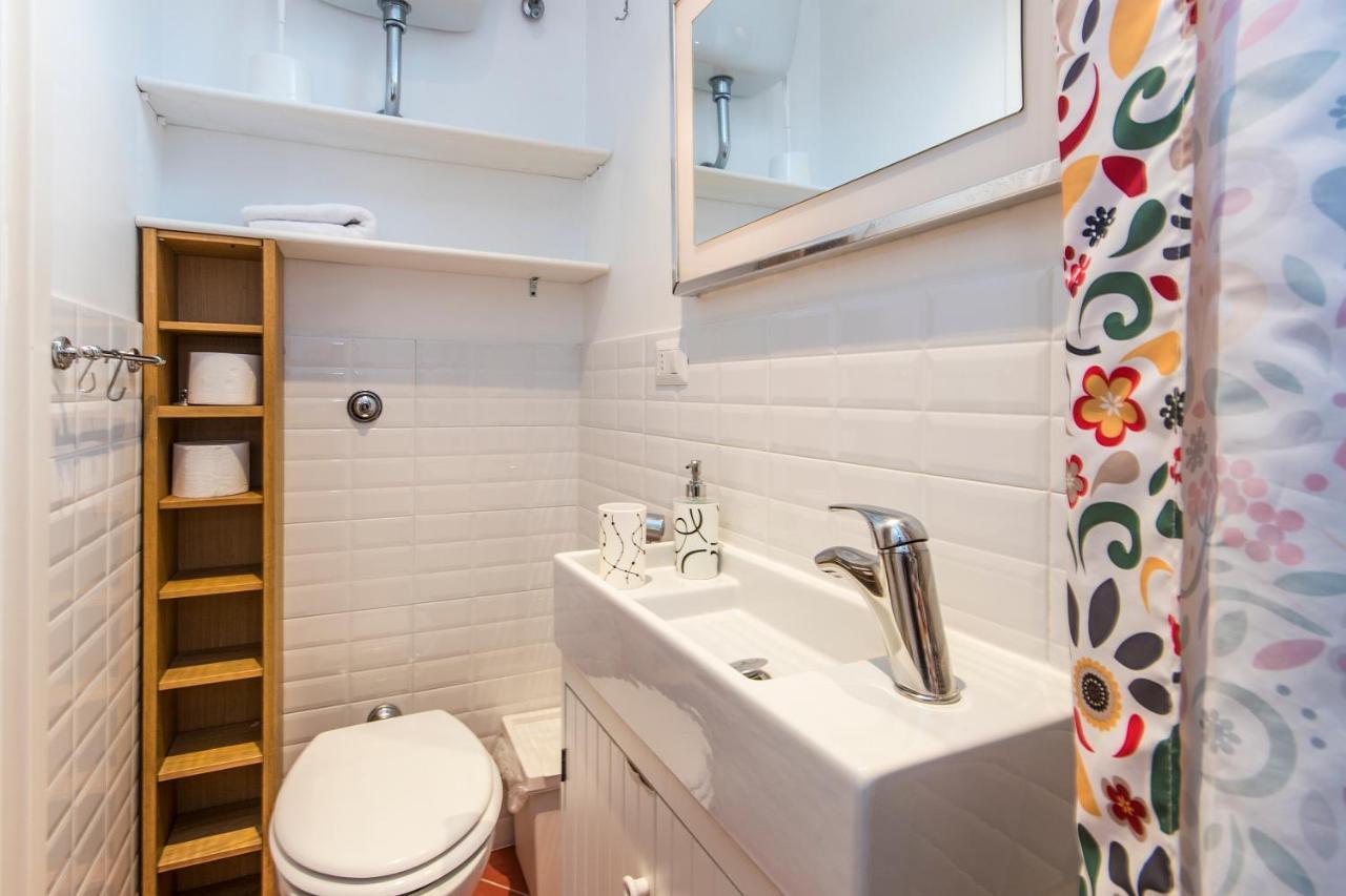 S- Naples Loft With Balcony In The Historic Center Apartment Exterior photo